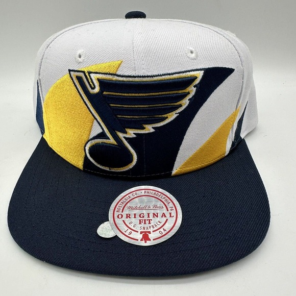 Mitchell & Ness White/Navy St. Louis Blues NHL Sharktooth Snapback Hat Cap Retro